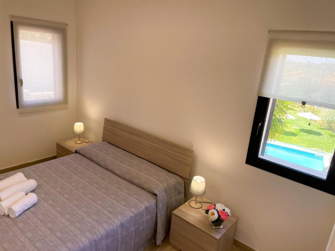 Villa Aurora كالتاجيروني المظهر الخارجي الصورة